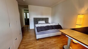 Room - Vrbo Property (Reutlingen)