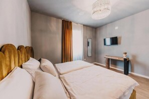 Iron/ironing board, WiFi, bed sheets - Villa Antico 1934 (Seget Donji)