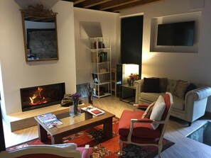 32-tums LED-tv med digitalkanaler