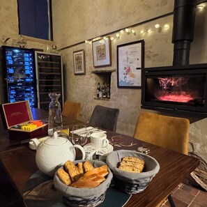 Dining - RELAI VALDIEU (Courgeon)