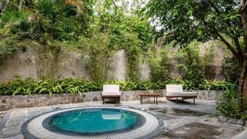 Doppia Deluxe, balcone, vista giardino | Piscina