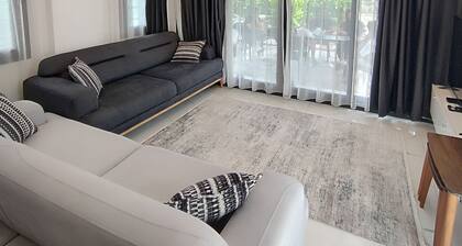 Tranquil 2-bedroom house with AC in enjoyable Bodrum Akyarlar