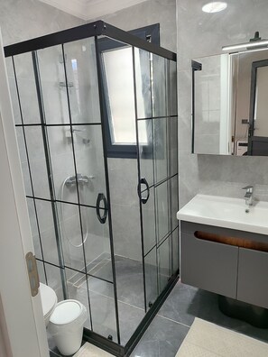 Bathroom - Tranquil 2-bedroom house with AC in enjoyable Bodrum Akyarlar (BODRUM)