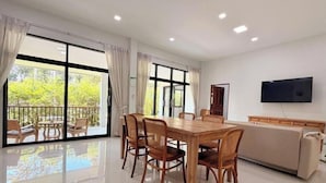 Interior - Villa La Forest – Private Pool Retreat Near Hin Kong Beach (จ.สุราษฎร์ธานี)