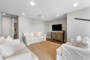 Living area - 30A Townhomes at Seagrove  (Santa Rosa Beach)