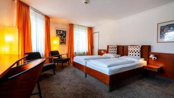 Superior Twin Room, City View | Iron/ironing board, free WiFi