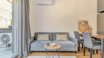 Appartamento Comfort, balcone | Area soggiorno