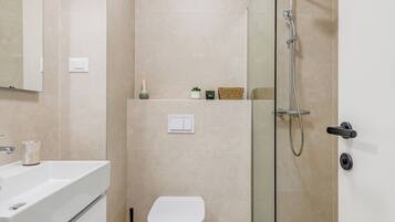 Departamento Confort, balcón | Baño