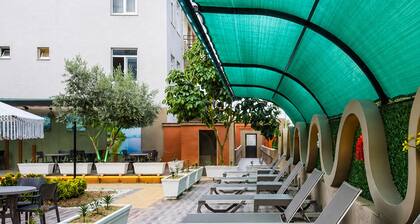LEON OTEL