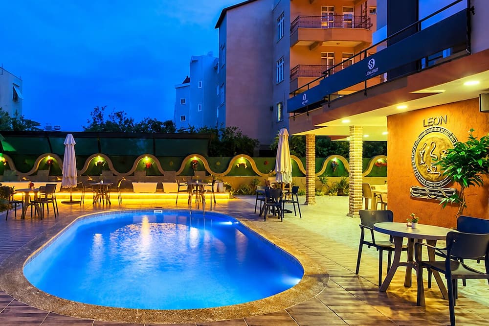 LEON OTEL