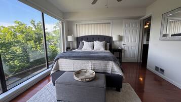 2 chambres, fer et planche à repasser, Wi-Fi gratuit, draps fournis