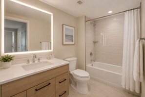 Bathroom - Relaxing 2BR City Stay with Easy Access to Toronto Highlights! (Toronto)