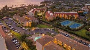 Exterior - Pacific Shores #B-403 Convenient Location, Walk Everywhere, Close to beach! (Kihei)