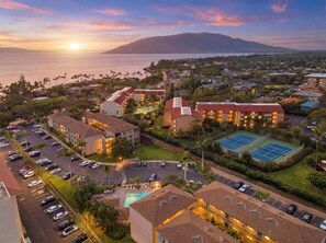 Exterior - Pacific Shores #B-403 Convenient Location, Walk Everywhere, Close to beach! (Kihei)