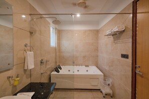Habitación Premium | Escritorio y wifi gratis
