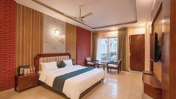 Executive Room | Desk, free WiFi