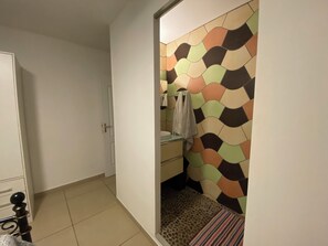 Bathroom - Vrbo Property (Saint-Joseph)