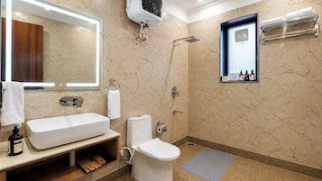 Deluxe Apartment | Bathroom