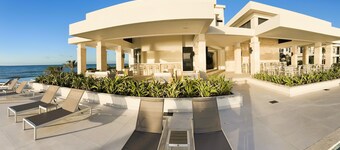 Bocobay Palm Beach Villas