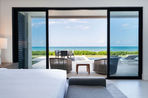 Bocobay Palm Beach Villas