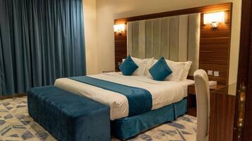 Blackout drapes, soundproofing, iron/ironing board, free WiFi