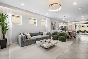 Smart TV, table football - Slide • Theater • Simpsons Game Room • Toy Story & Harry Potter • Private Pool (Clermont)