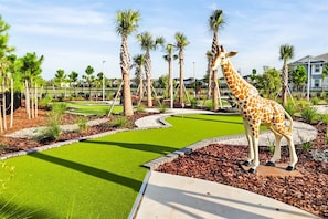 Property grounds - Slide • Theater • Simpsons Game Room • Toy Story & Harry Potter • Private Pool (Clermont)