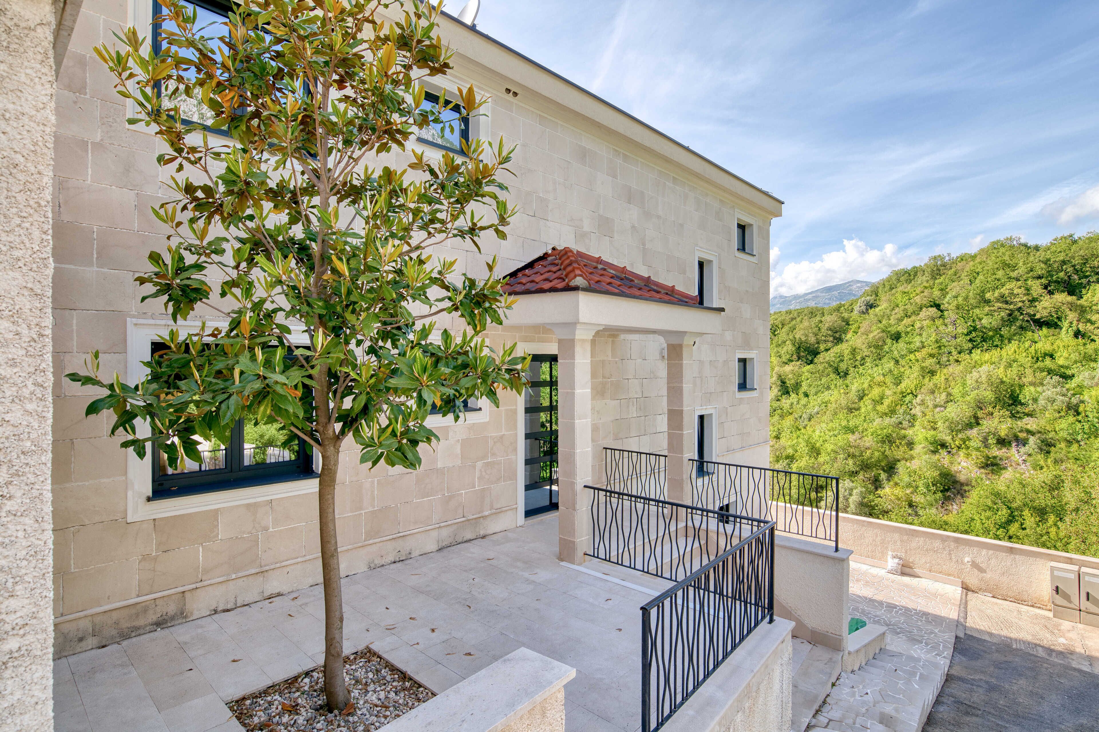 Luxury-Apartment, Meerblick | Unterkunftsgelände