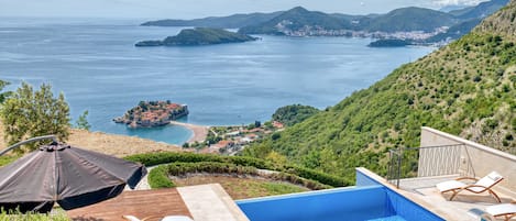 Luxury-Apartment, Meerblick | Pool