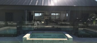 Paradise Country Living, Nature Retreat near Beaches & Private Chef Fine Dining
