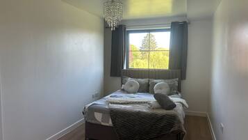 2 Schlafzimmer, Bügeleisen/Bügelbrett, WLAN, Bettwäsche