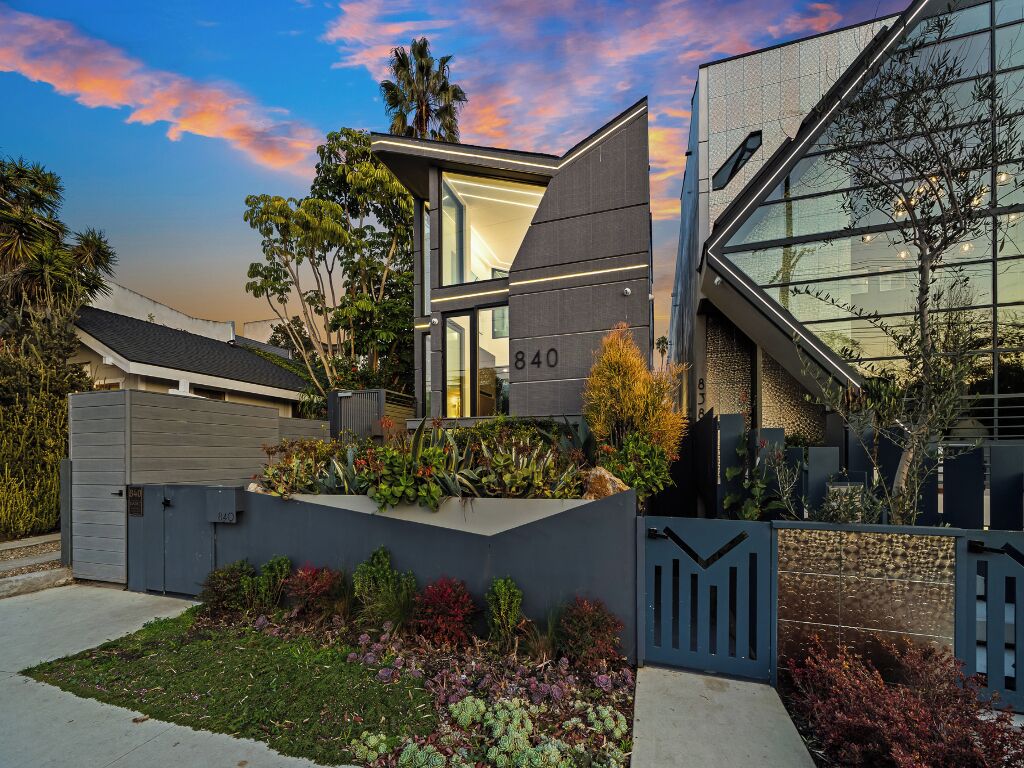 Apartment (5 Bedrooms) | Exterior