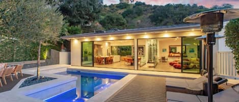 Villa (5 Bedrooms) | Façade de l’hébergement
