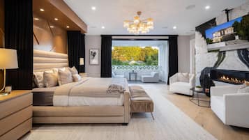 Villa (5 Bedrooms) | Exterior