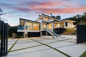アパートメント (4 Bedrooms) | 外観