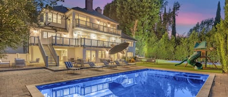 Apartment (6 Bedrooms) | Fassade der Unterkunft
