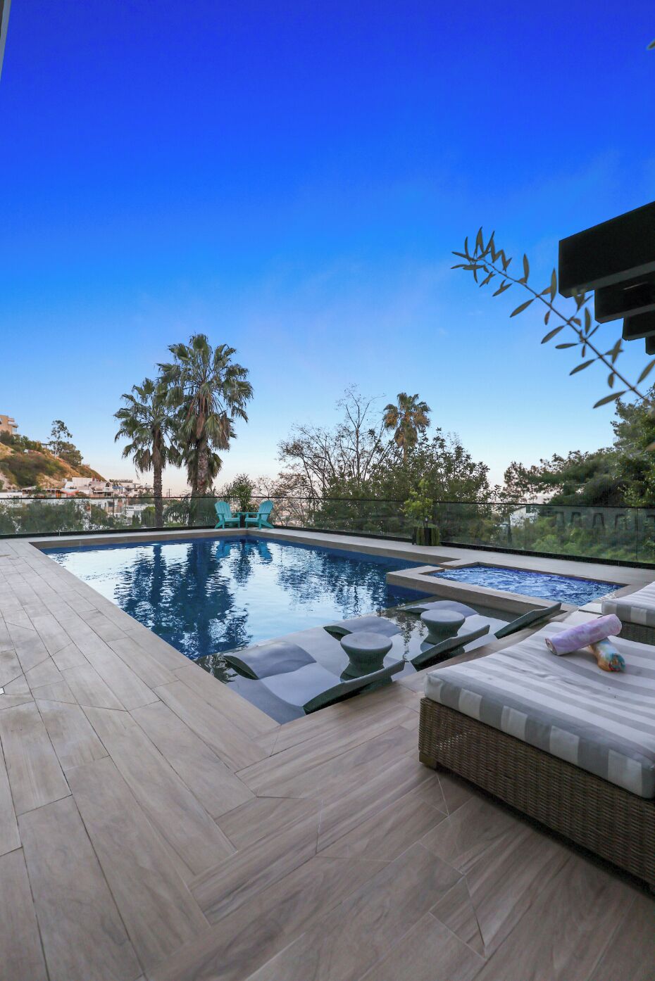 Apartment (4 Bedrooms) | Exterior