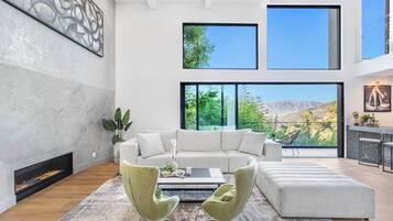 Apartamento (5 Bedrooms) | Fachada