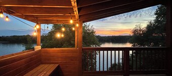 Waterfront cabin w/spa & dock đ€