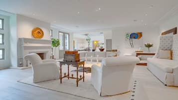 Apartment (6 Bedrooms) | Exterior