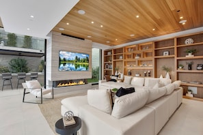 Apartment (5 Bedrooms) | Exterior - Hutton Modern (Beverly Hills)