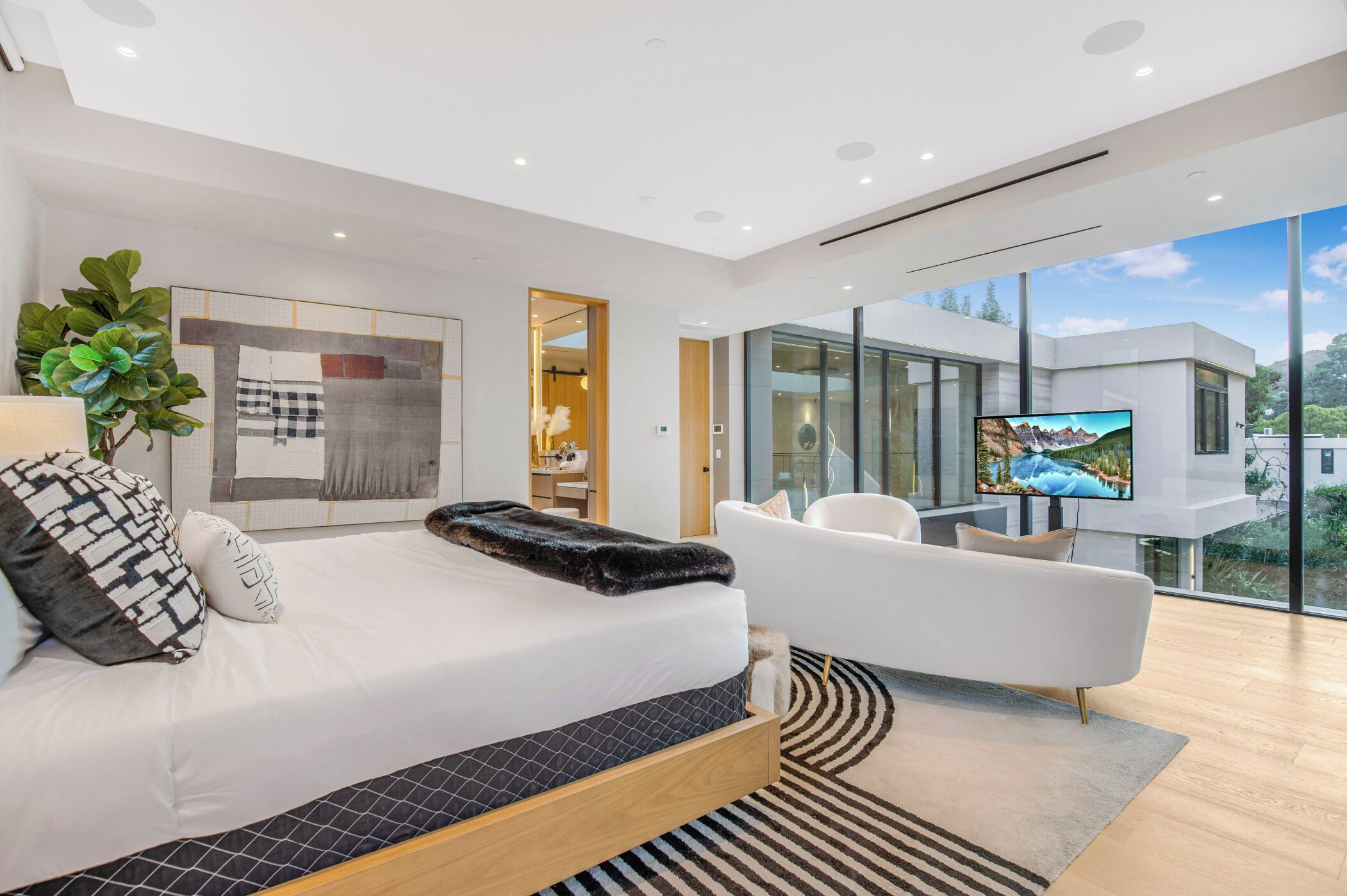 Apartment (5 Bedrooms) | Exterior