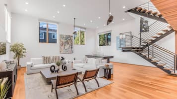 Apartment (3 Bedrooms) | Exterior