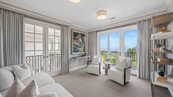 Vila (6 Bedrooms) | Fachada