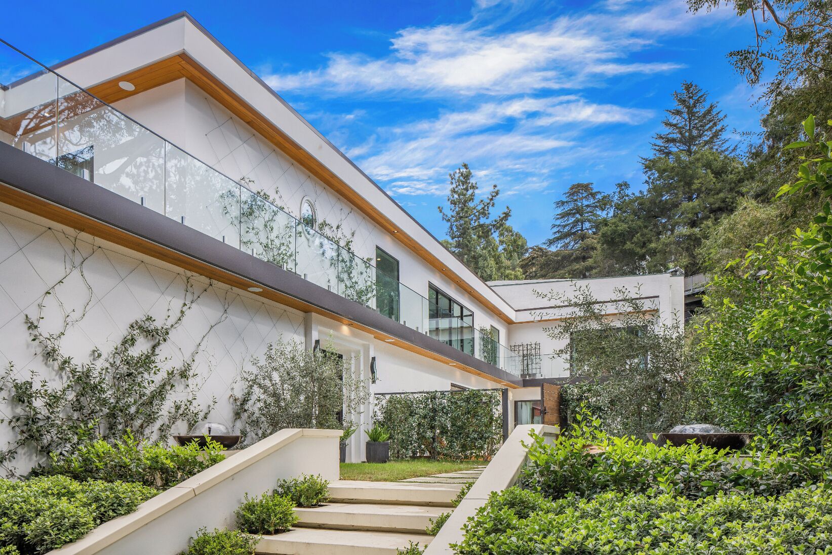 Vila (5 Bedrooms) | Fachada