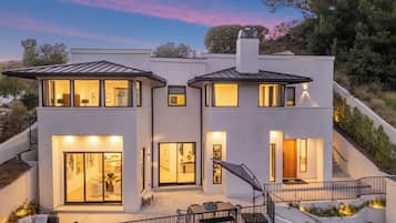 Villa (3 Bedrooms) | Exterior