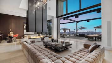 Apartment (4 Bedrooms) | Exterior