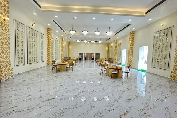 Banquet hall