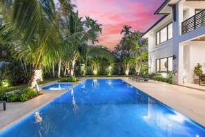 Exterior - Villa Celine (Miami)