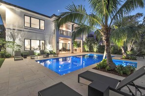 Exterior - Villa Celine (Miami)